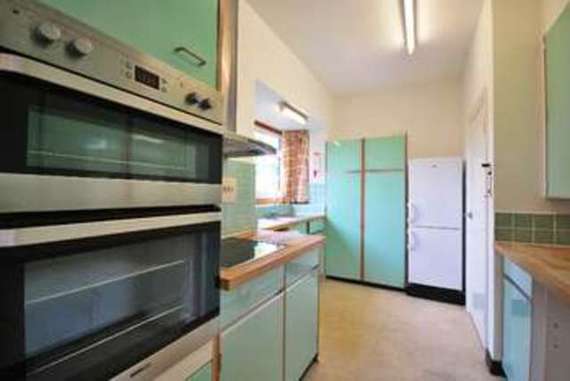 3 bedroom Detached t...